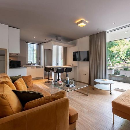Апартаменты Phaedrus Living: Luxury Flat Vouliagmeni Афины Экстерьер фото