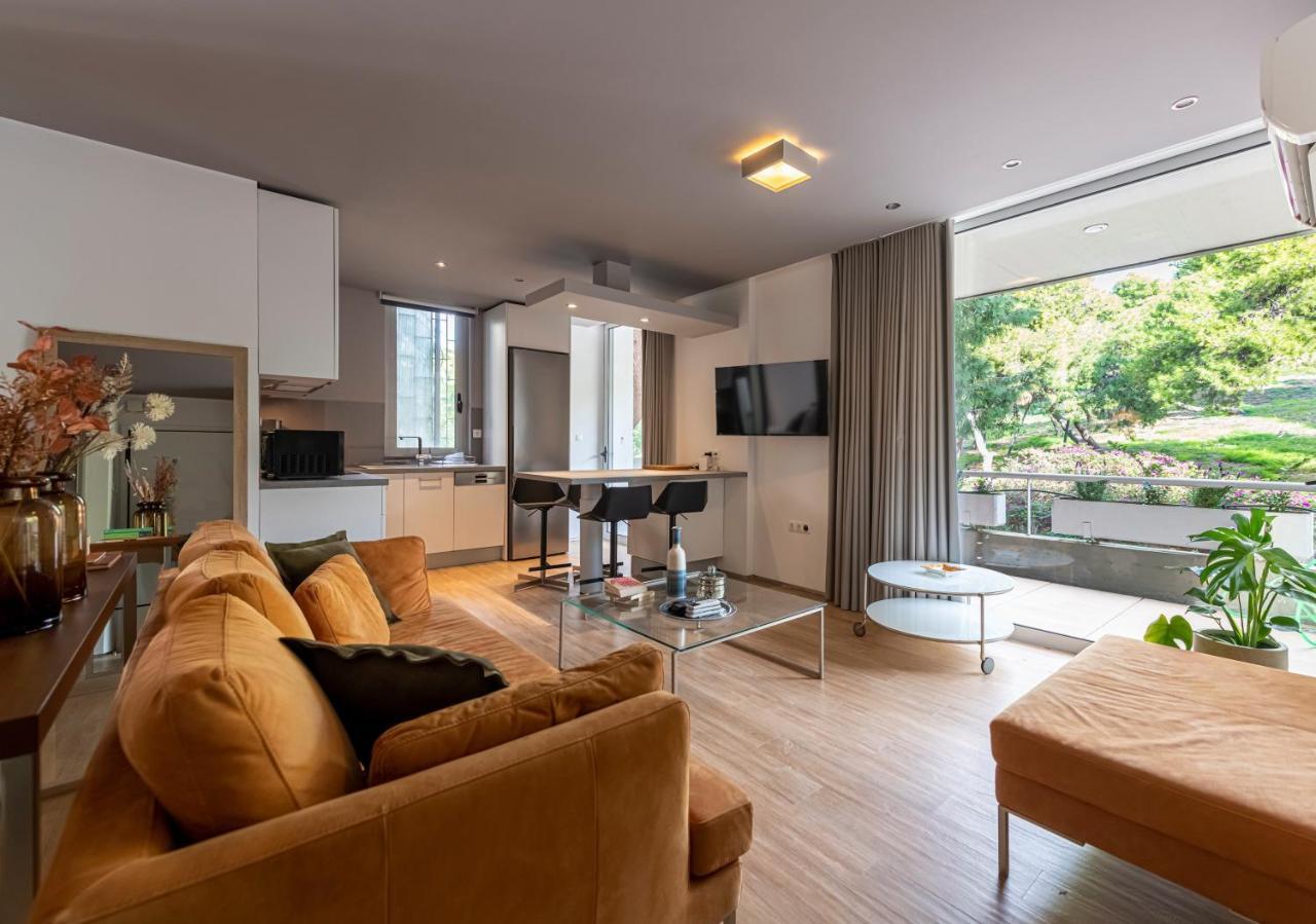 Апартаменты Phaedrus Living: Luxury Flat Vouliagmeni Афины Экстерьер фото